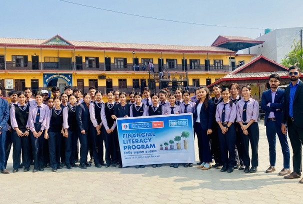 लुम्विनी विकास बैंकद्वारा वर्दघाटको न्यू लाइफ माध्यमिक विद्यालयमा वित्तीय साक्षरता कार्यक्रम सम्पन्न