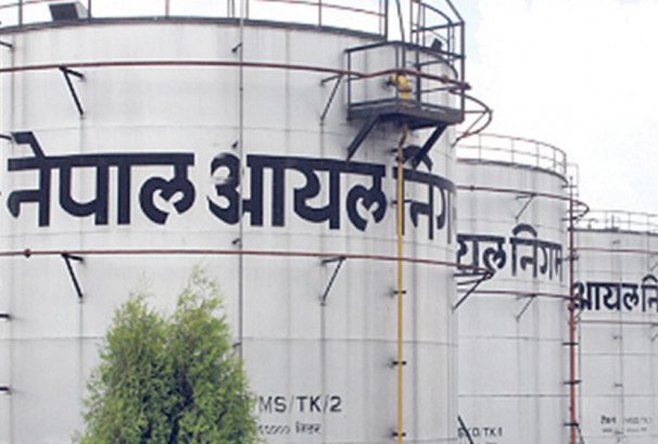 दसैँ बिदामा पनि खुला रहनेछन् आयल निगमका डिपो, आवश्यकताअनुसार इन्धन आपूर्ति जारी