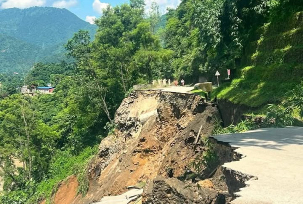 बाढीले खल्बल्यायो काठमाडौंको आपूर्ति शृङ्खला, अहिले अभावको चिन्ता–दसैँमा महँगीको डर