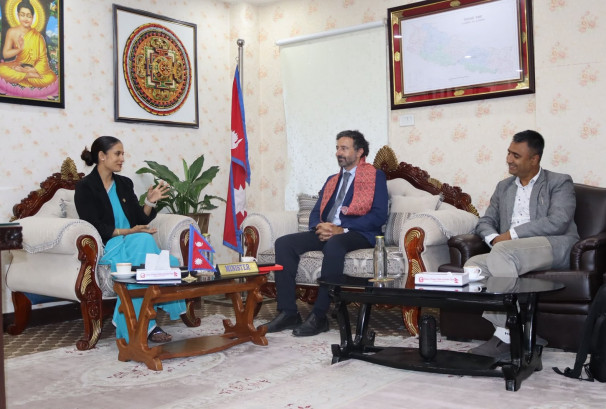 बाढीपीडितको पुनःस्थापनामा सरकार–IFRC सहकार्य सुदृढ बनाउने प्रतिबद्धता