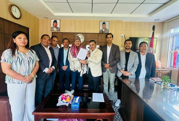नेप्से सीईओसँग लगानीकर्ता संगठनका पदाधिकारीहरुको भेट, पूँजीबजारलाई अन्तर्राष्ट्रियस्तरको बनाउने विश्वास