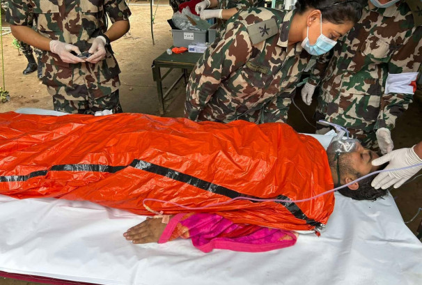 ‘सबैलाई भाग्न लगाउँदा मेरो समय गयो, अन्तिममा म नै फसेँ’ : १० दिनपछि उद्धार भएका सञ्जयको बयान