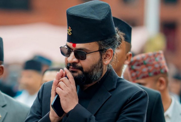 प्रधानमन्त्रीको तर्फबाट अर्थमन्त्री वाग्लेले संसदमा बजेटमाथिका प्रश्नको जवाफ दिने