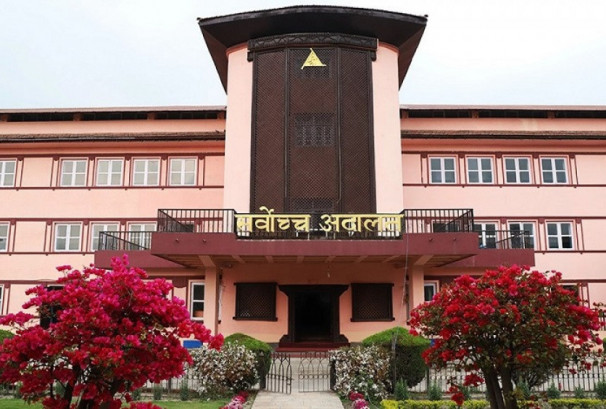 रेशम चौधरीलाई पक्राउ गर्न पत्र लेख्ने सर्वोच्चका शाखा अधिकृत प्रहरी हिरासतमा