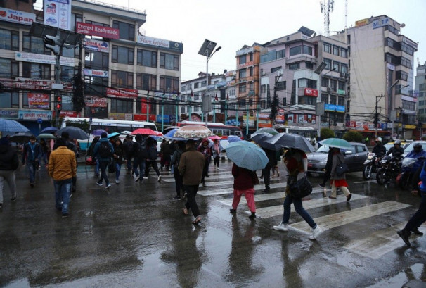 आज अधिकांश क्षेत्रमा मध्यम वर्षाको सम्भावना, केही स्थानमा भारी वर्षा हुने