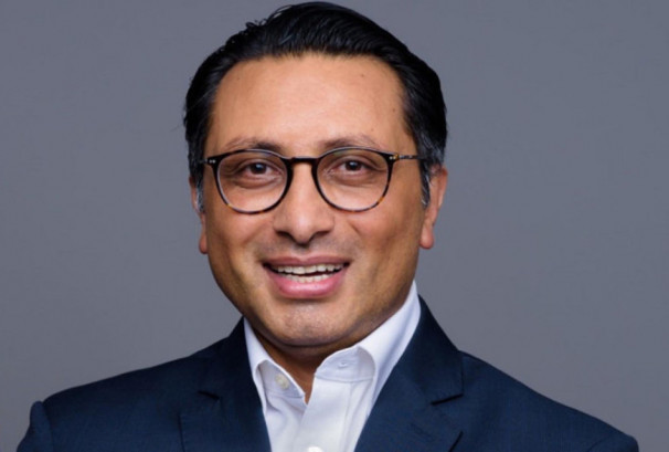 सेयर बजारमा त्रास फैलाइएको मात्रै हो, प्यानिक हुन आवश्यक छैन: अर्थमन्त्री वाग्ले