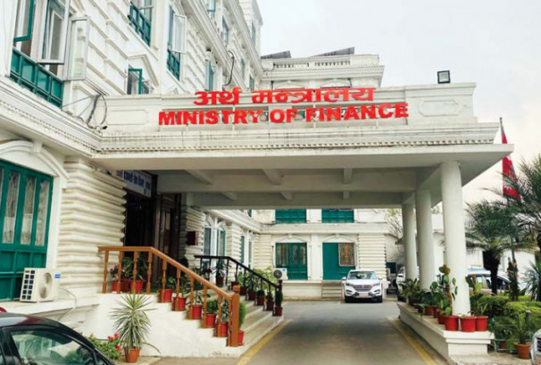 प्रदेश र स्थानीय तहका लागि ४ खर्ब २४ अर्बभन्दा बढी वित्तीय हस्तान्तरण विनियोजन