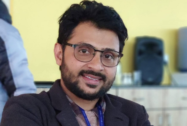 एएफपीका पत्रकार ओझालाई एसियाली विकास बैंकको अन्तर्राष्ट्रिय अवार्ड
