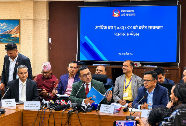 ‘निजी क्षेत्रले यति धेरै सुविधा पाउँछु भनेर सोचेको थिएन’ : वाग्ले