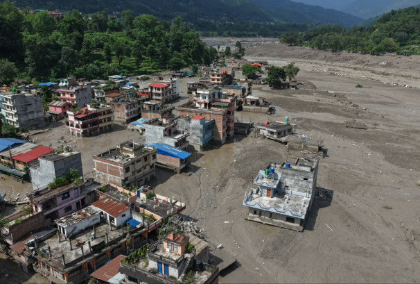 भोटेकोशी बाढीमा बालेनको अपडेट: १३ हजार सुरक्षाकर्मी परिचालन, ६९ उडानबाट ५७३ जनाको उद्धार