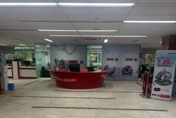 प्रभू बैंकको सञ्चालक र उच्च व्यवस्थापनबीचको अर्जेन्ट छलफल एकाएक स्थगित, किन दौडिए अध्यक्ष राष्ट्रबैंक ?