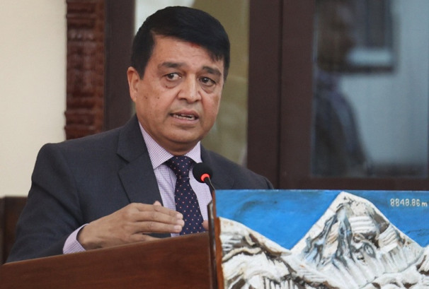 बाफिया जस्ताको त्यस्तै पारित भएमा आर्थिक गतिविधि नै प्रभावित हुन्छ: चन्द्र ढकाल