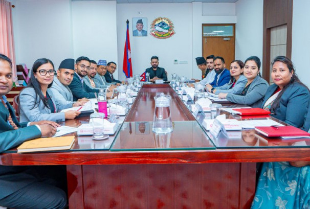 गुरुङको ‘डिमोशन’, खनालको ‘प्रमोशन’: मन्त्रिपरिषद्को नयाँ मर्यादाक्रम