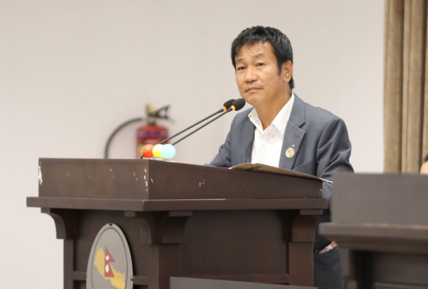 ‘ठुलालाई चैन, सानालाई ऐन कहिलेसम्म ?’ संसद्‌मा हर्कराज राईको कडा प्रश्न