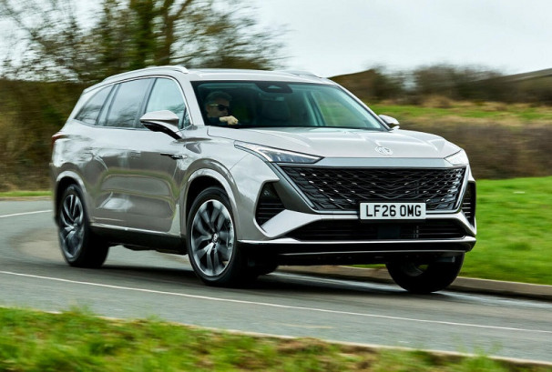 सोलिडकोर ब्याट्री र हाइब्रिड प्लस प्रविधिबाट एमजीका विद्युतीय कार अझ छिटा र स्मार्ट बन्दै