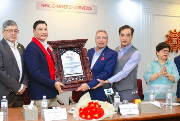 चेम्बरका सल्लाहकार परिषद अध्यक्ष श्रेष्ठ सम्मानित