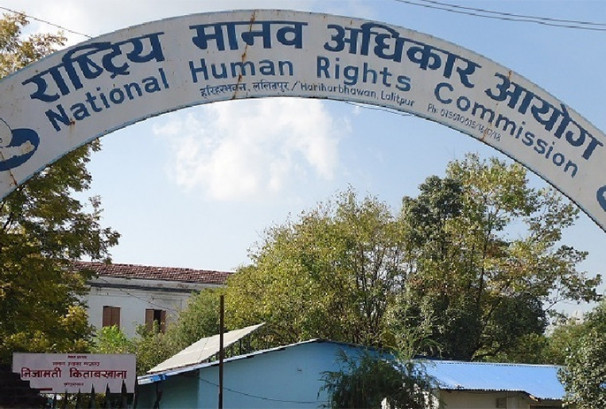 चोलेन्द्रलाई भेट्न नदिएकोमा मानव अधिकार आयोगको आपत्ति, प्रहरीमाथि छानबिन गर्न माग