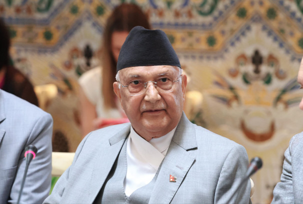 ओलीलाई पक्राउ गर्ने तयारीको छनकपछि अत्तालियो एमाले नेतृत्व, सचिवदेखि महासचिवसम्म विरोधमा