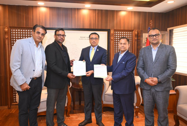 रसुवाका बाढीपीडितलाई शिवम् सिमेन्टको ११ हजार बोरा सिमेन्ट, थप २१ लाख नगद सहयोग