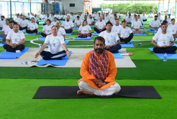 योग दिवसका अवसरमा नेपाल एसबिआई बैंकद्वारा विभिन्न कार्यक्रम आयोजना
