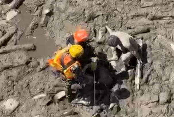 टिमुरे र हाकु क्षेत्रबाट १२३ जनाको उद्धार