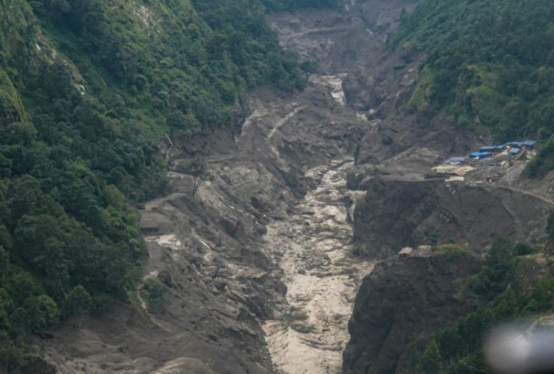 केरुङ सीमाक्षेत्रमा अनधिकृत ड्रोनको चहलपहल, उद्धार हेलिकप्टर उडानमा जोखिम