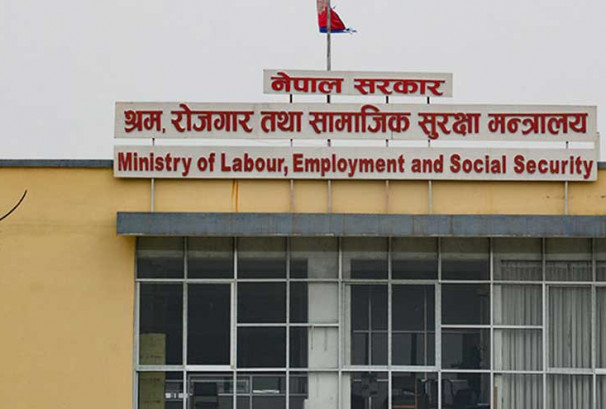 इटहरीमा सातदिने सीप तथा रोजगार मेला, १० विधाका ६५ स्टल रहने