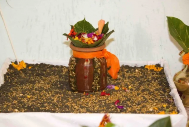 बडादसैँ सुरु, आज घरघरमा घटस्थापना गरिँदै