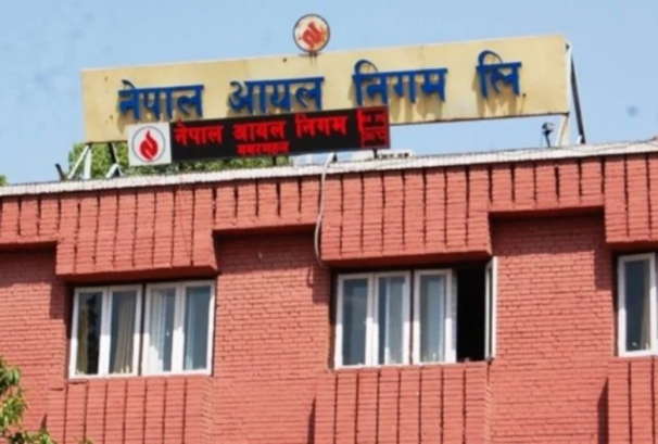 आईओसीबाट इन्धनको मूल्य बढेर आयो, निगमले राख्यो यथावत