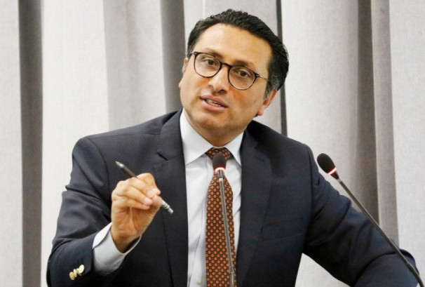 'भावी अर्थमन्त्री' डा. वाग्लेले निकाले शानदार जित