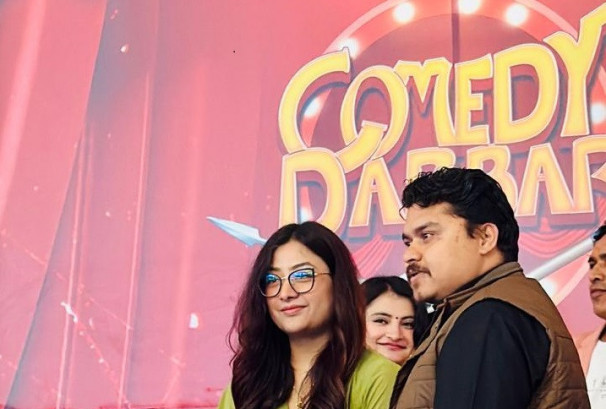 डाबर रेड टुथपेस्ट ‘कमेडी दरबार सिजन ३’सँग आबद्ध