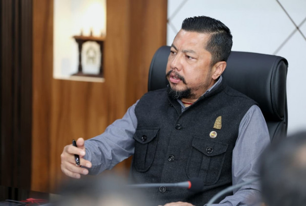 निर्माणाधीन प्रसारण लाइनका अवरोध फुकाउँदै ऊर्जा मन्त्रालय, १२ आयोजना यसै वर्ष सकिने
