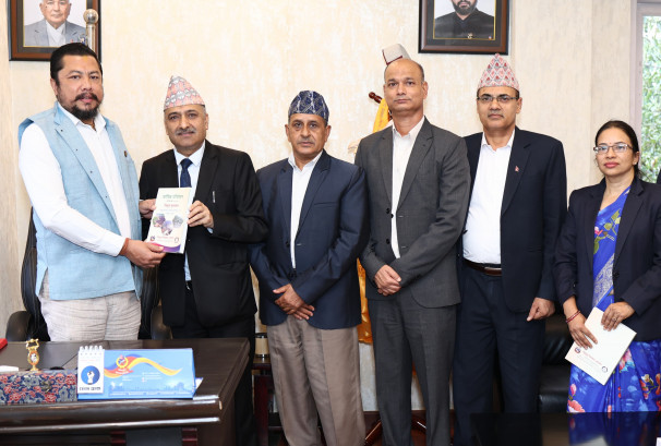 ‘ऊर्जामा अर्बौं लगानी चाहिन्छ, नियमन विश्वासिलो बनाऊ’: मन्त्री श्रेष्ठ