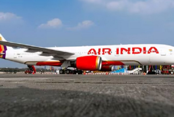 एयर इन्डियाको अर्को विमानमा पनि देखियो समस्या, हङकङबाट दिल्ली आउँदै गरेको उडान फिर्ता