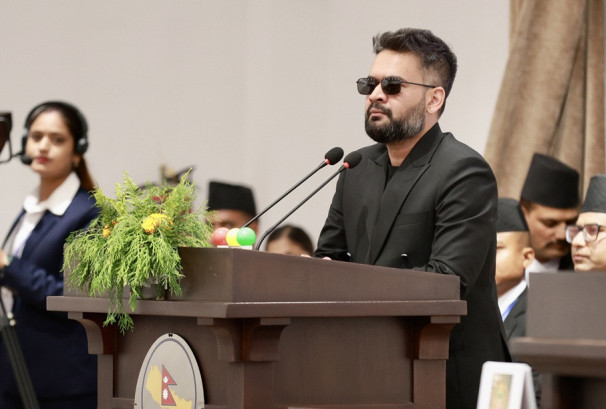 बालेनको बहिर्गमनपछि तातियो सदन, सांसदलाई सभामुखको चेतावनी