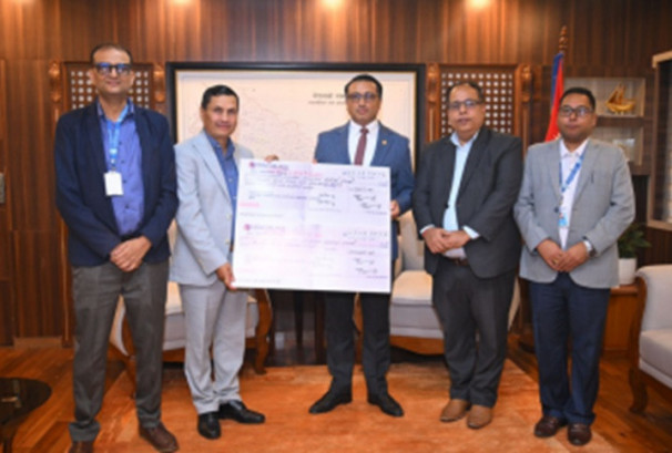 छिमेक लघुवित्तद्वारा बाढी पिडितका लागि ४१ लाख ३९ हजारभन्दा बढी सहयोग