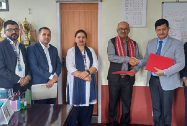 समृद्धि फाइनान्सका नवनियुक्त अध्यक्ष मिश्रद्वारा सपथ ग्रहण