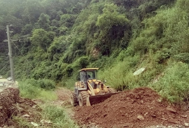 कृष्णभिरमा डाइभर्सन निर्माणका लागि भिर कटान शुरु