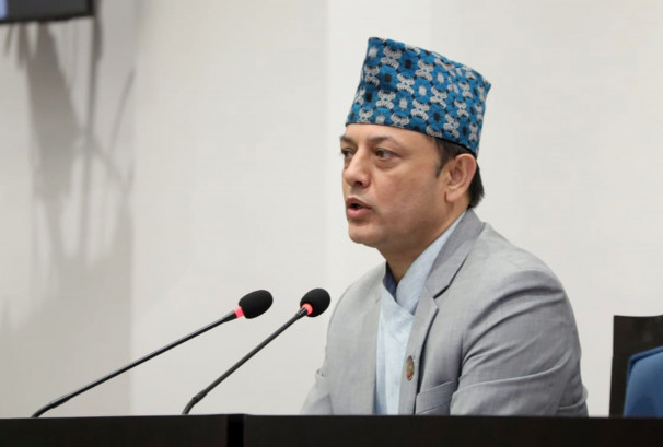 सारी किन्न र स्कुल शुल्क तिर्न विदेशिनुपर्ने बाध्यता अन्त्य हुनुपर्छ : सभामुख  अर्याल