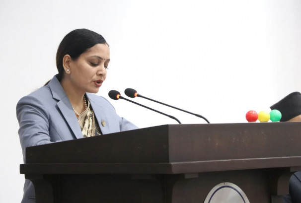 ६ महिनाको सुत्केरी बिदालाई ‘सुविधा’ होइन, मानव पुँजीमा लगानीका रूपमा हेरिनुपर्छ : मन्त्री मेहता