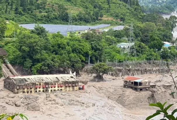 भोटेकोशी बाढी प्रभावितका लागि आइएफआरसीले १९ करोड सहयोग गर्ने