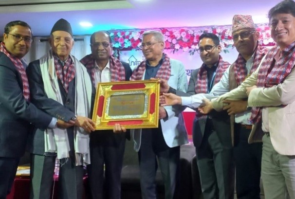 नेपाल फर्निचर तथा फर्निसिङ संघको रजत जयन्तीमा दर्जन बढी व्यवसायी सम्मानित
