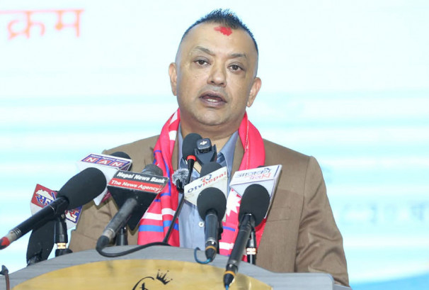 अल्गोरिदमले ग्लोबल पोलिटिक्स लतार्दैछ, छाडा गाली गर्नेले पनि दुई तिहाइ मत पाइरहेका छन् : गगन थापा