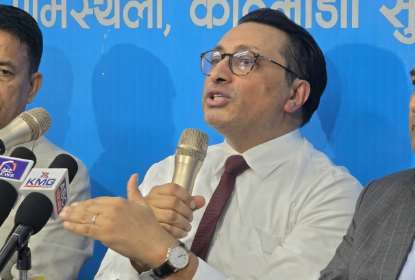 ‘म मन्त्री भएपछि स्वास्थ्य बीमा कार्यक्रमका लागि ११ अर्ब थप गरेको छु’ : अर्थमन्त्री