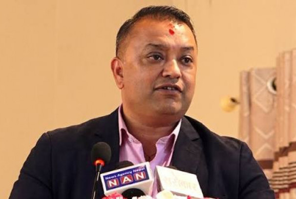 देउवालाई गगनको निम्तो– ‘पूर्वसभापतिका रूपमा महाधिवेशन उद्घाटन गरिदिनुस्