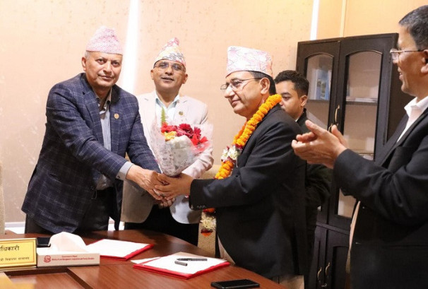 सहकारीका बेथिति सुधार्न प्राधिकरणका अध्यक्षलाई मन्त्री अधिकारीको निर्देशन