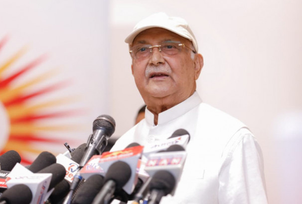 सरकारको भुईँमा खुट्टै छैन, उम्लिएको दूधजस्ता सरकार स्थिर हुँदैनन् : अध्यक्ष ओली