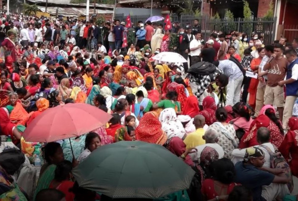 माइतीघरमा लघुवित्तपीडितद्वारा आत्मदाहको प्रयास