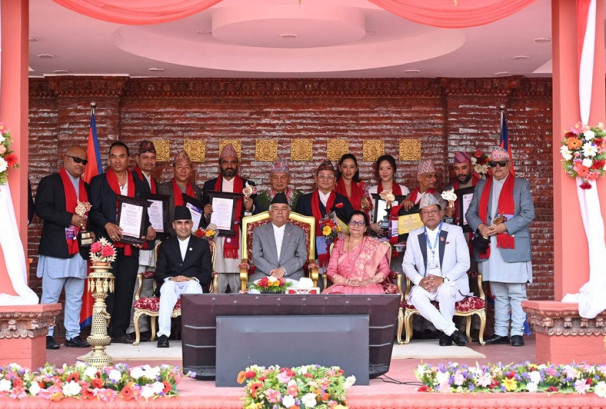 चलचित्र उद्योगलाई आर्थिक विकासको प्रमुख आधार बनाउनु पर्नेमा राष्ट्रपतिको जोड