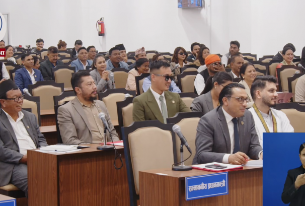 मन्त्रीहरूको उपस्थितिपछि प्रतिनिधिसभा बैठक पुनः शुरु